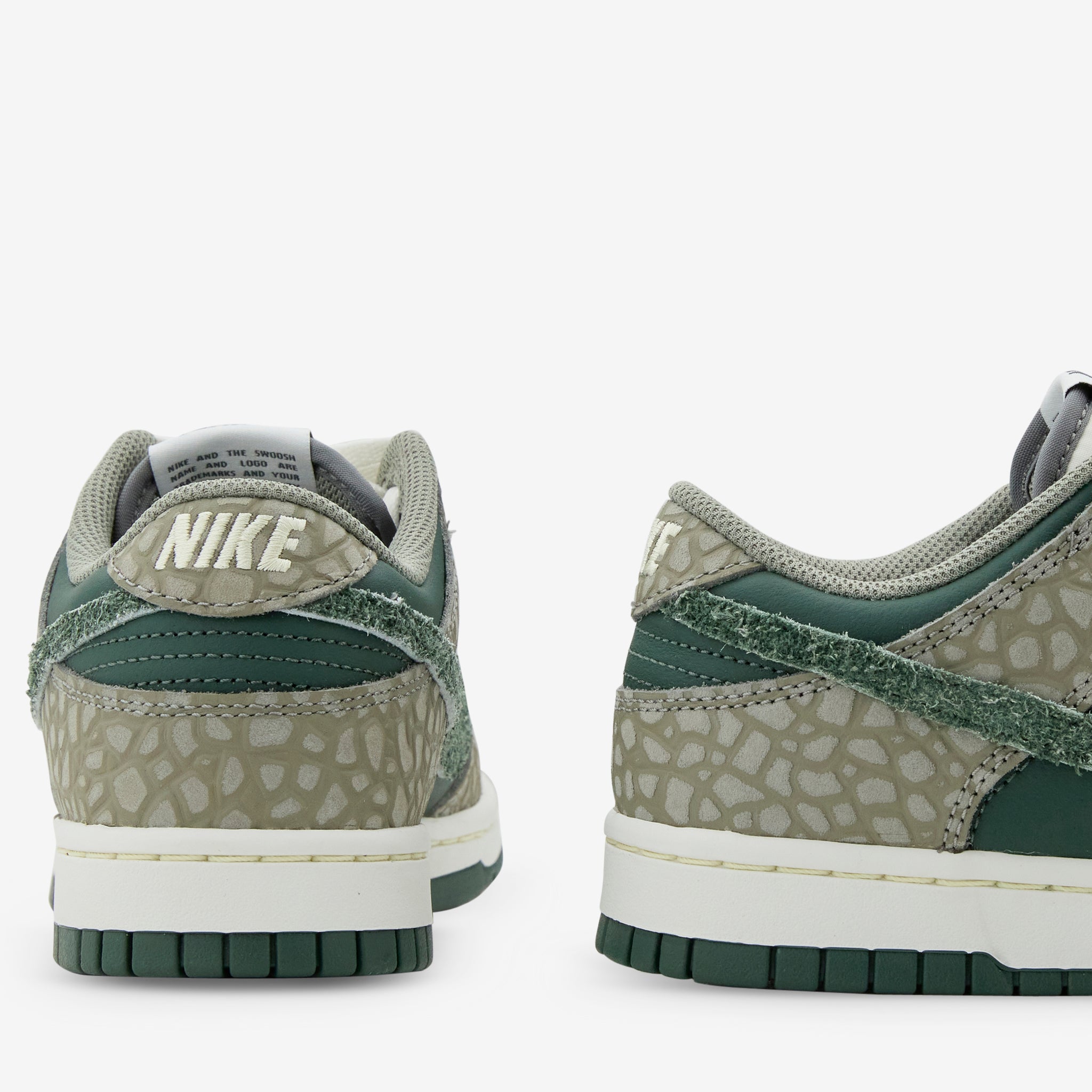 Dunk Low Retro Premium Dark Stucco | Vintage Green | Summit White