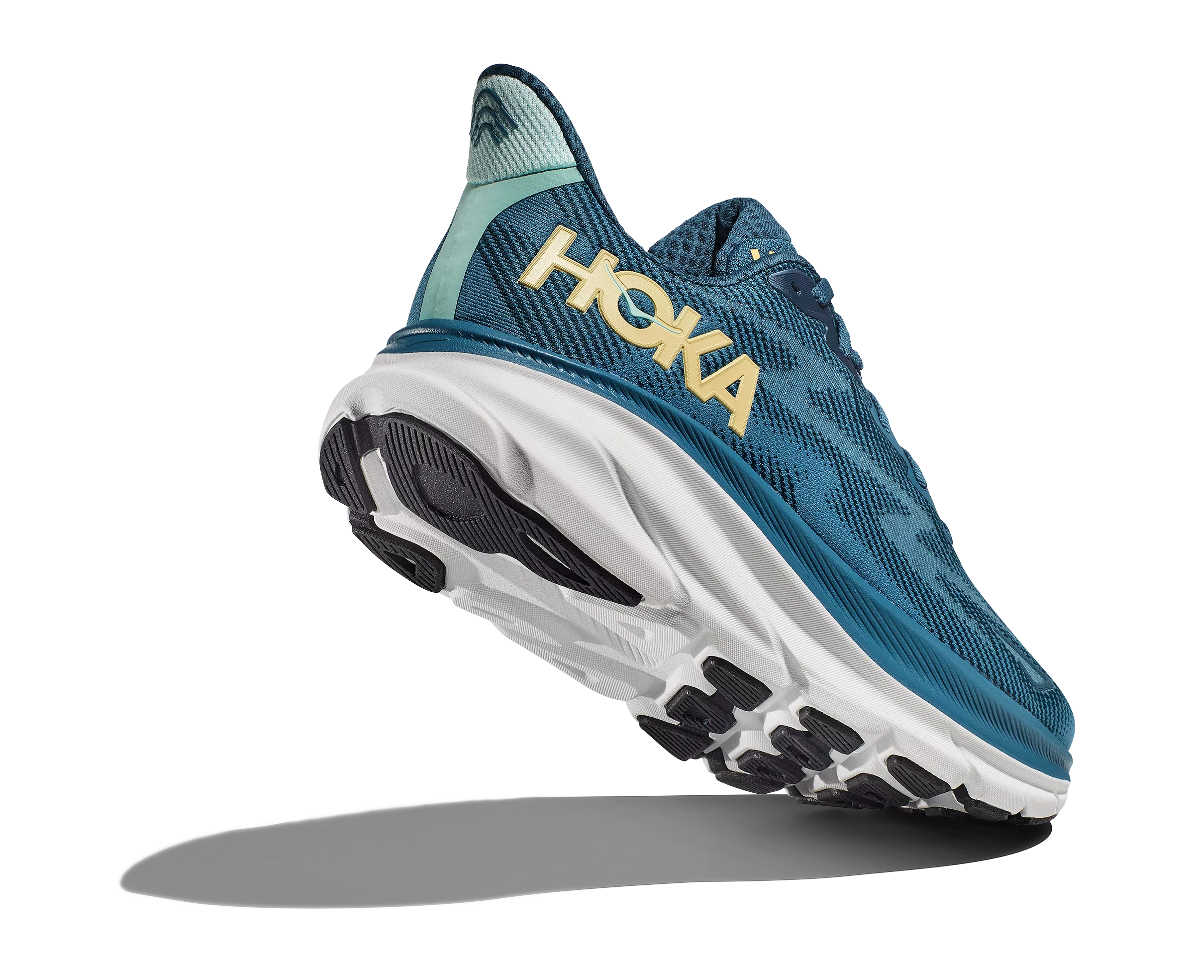 M Hoka Clifton 9