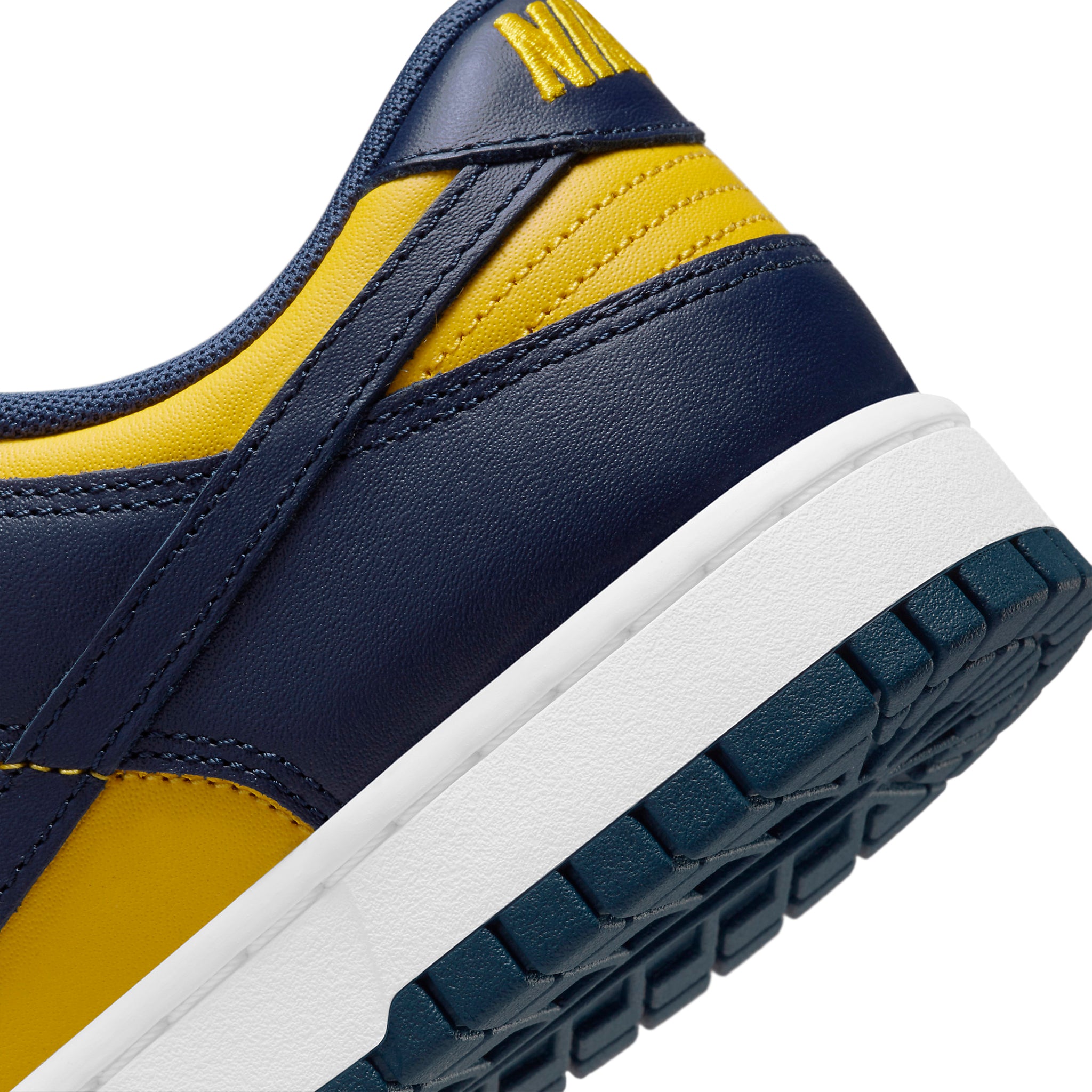 Nike Dunk Low Michigan (2021)