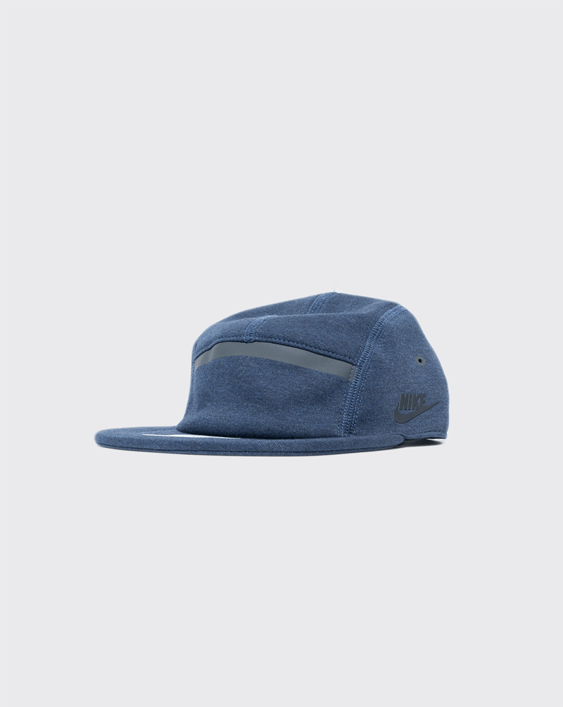 Nike Fly Unstructured Tech Fleece Cap