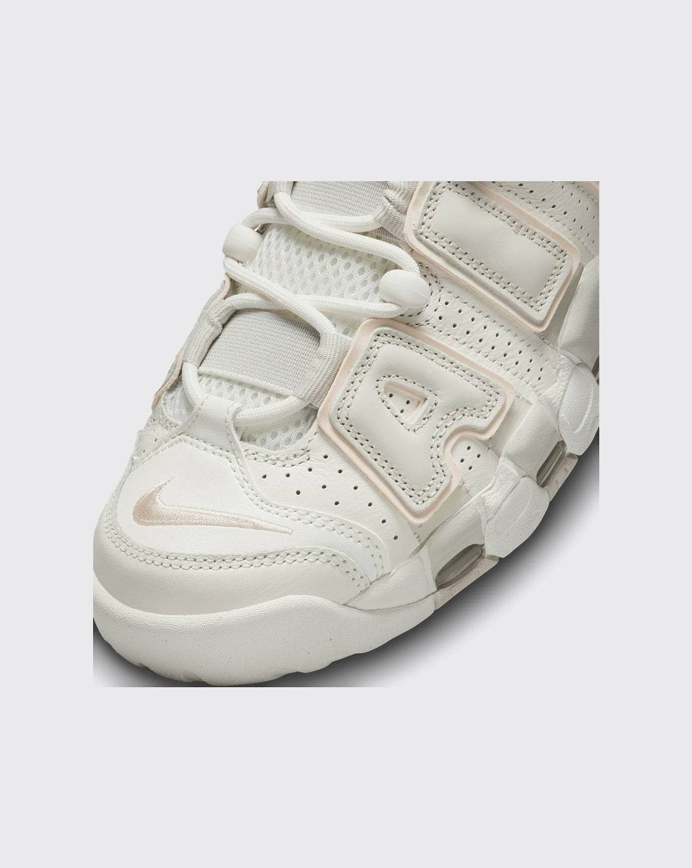 Nike Women's Air More Uptempo '96