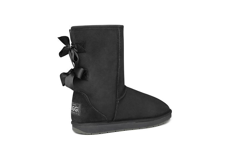 Ugg Boots (Black)